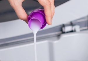 sabun cecair pencuci baju